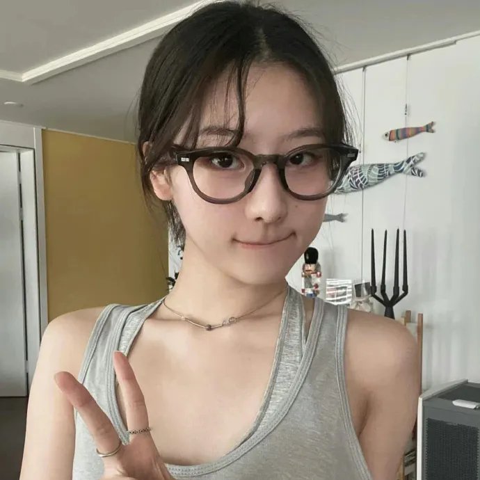 淫兽 被盯上的偶像